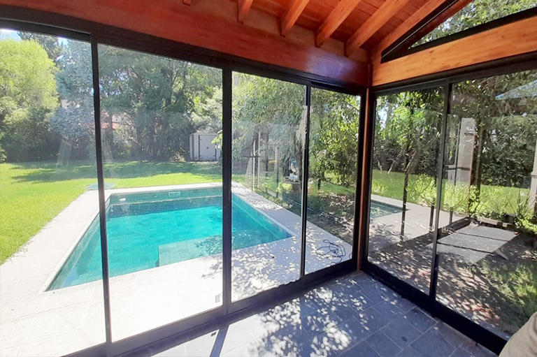 Casa: vivienda familiar en chacras de la villa.